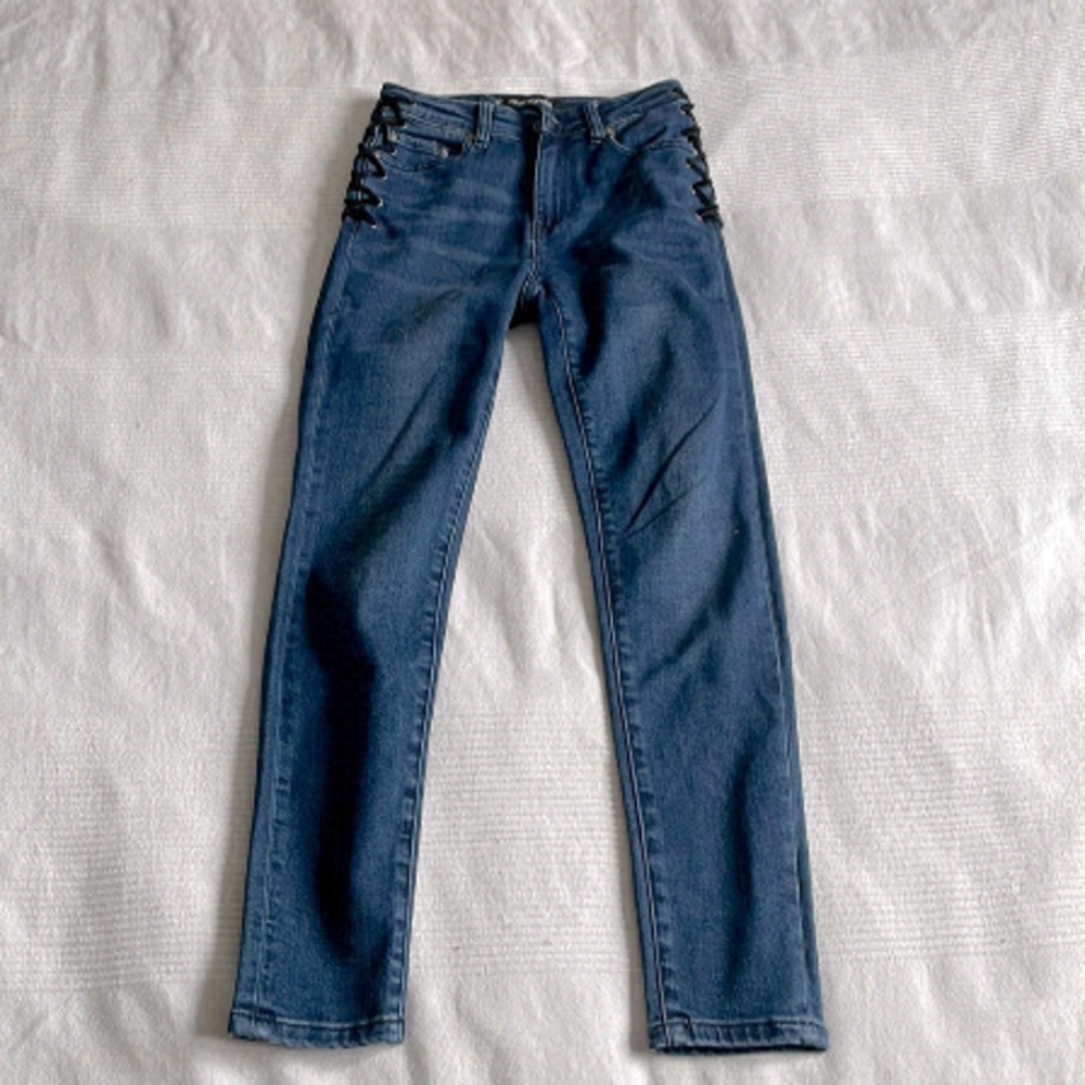 neon Blonde Lace Up Bombshell High Rise Skinny Jeans Size 25
